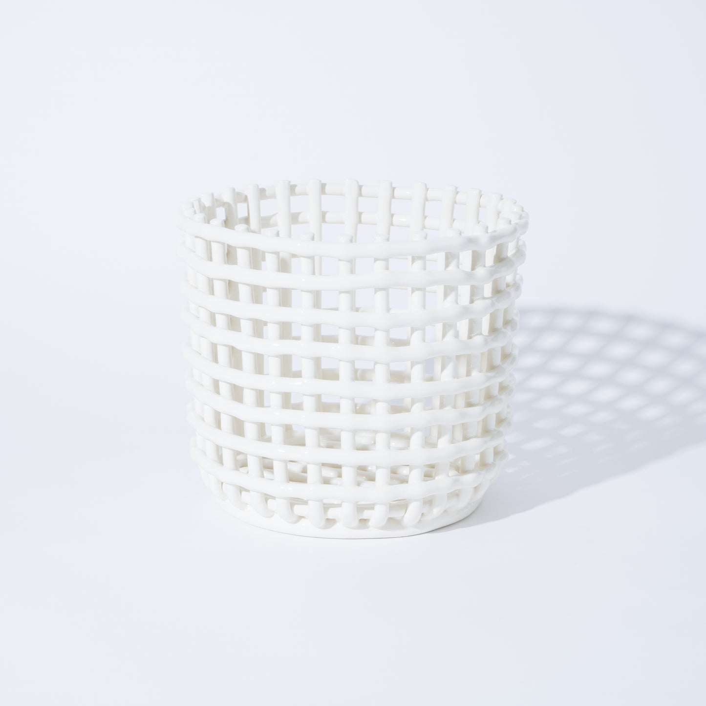 Pottery basket バスケット