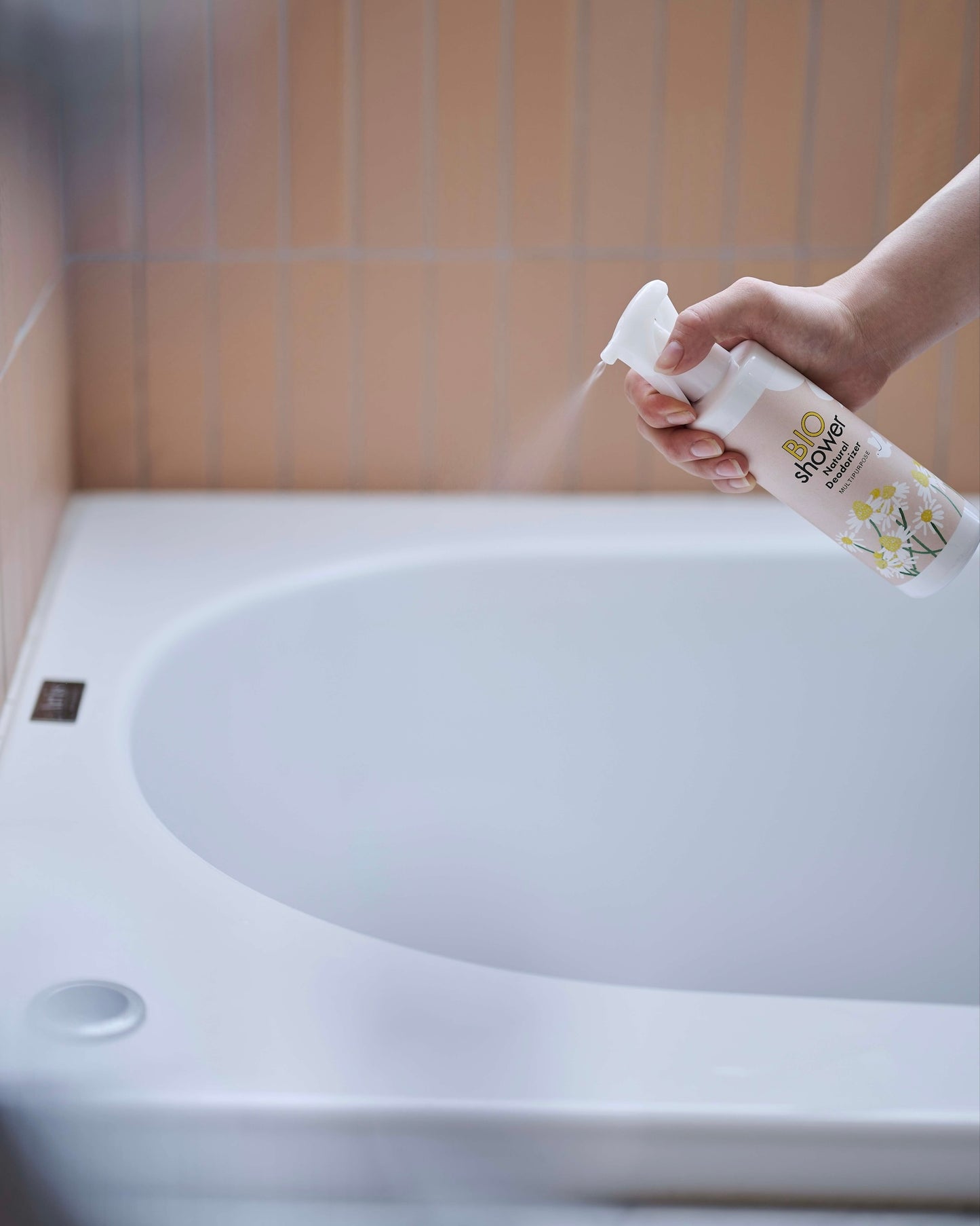 BIO shower 家庭⽤ナチュラル消臭スプレー