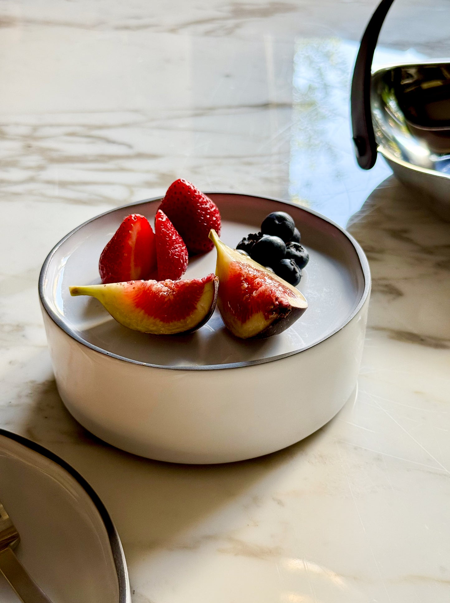 REVOL show plate
