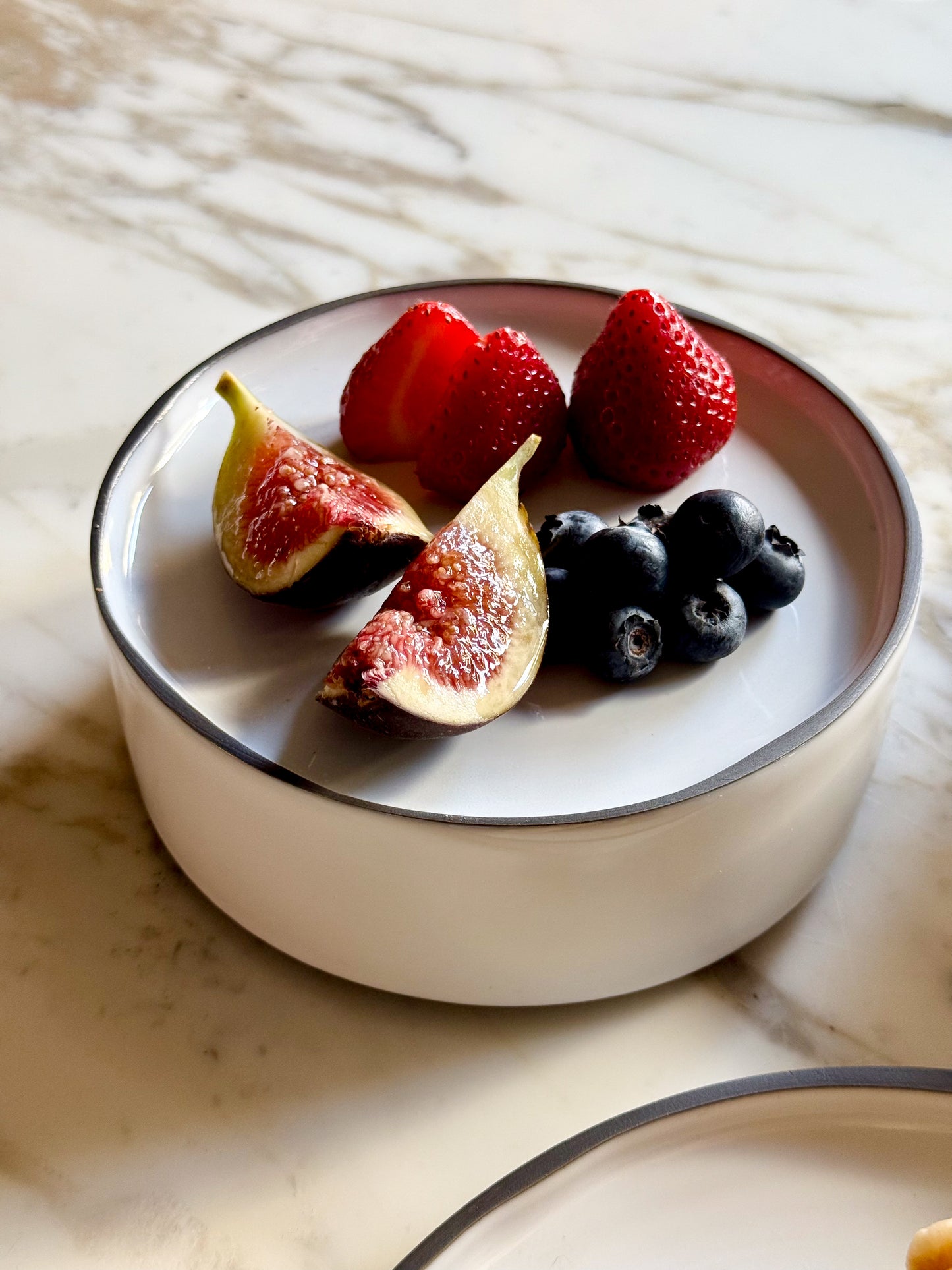 REVOL show plate